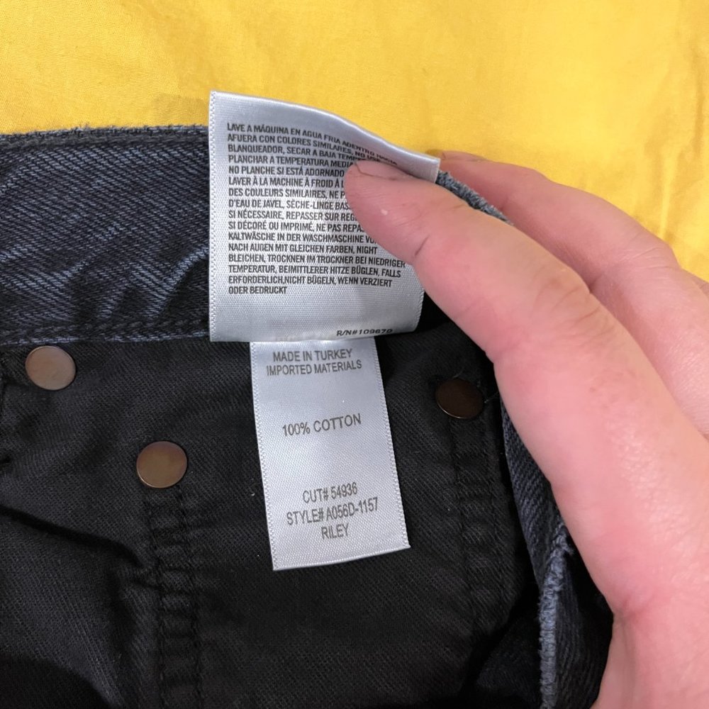 NWOT Agolde Riley High Rise Straight Crop Distressed Size 23 - Picture 10 of 10